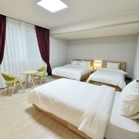 Gwangju Tourist Hotel Кванджу Экстерьер фото