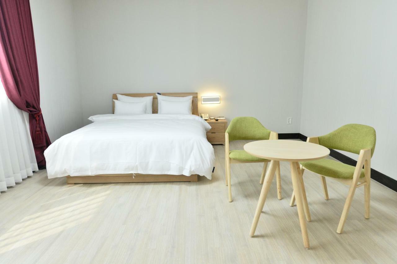 Gwangju Tourist Hotel Кванджу Экстерьер фото