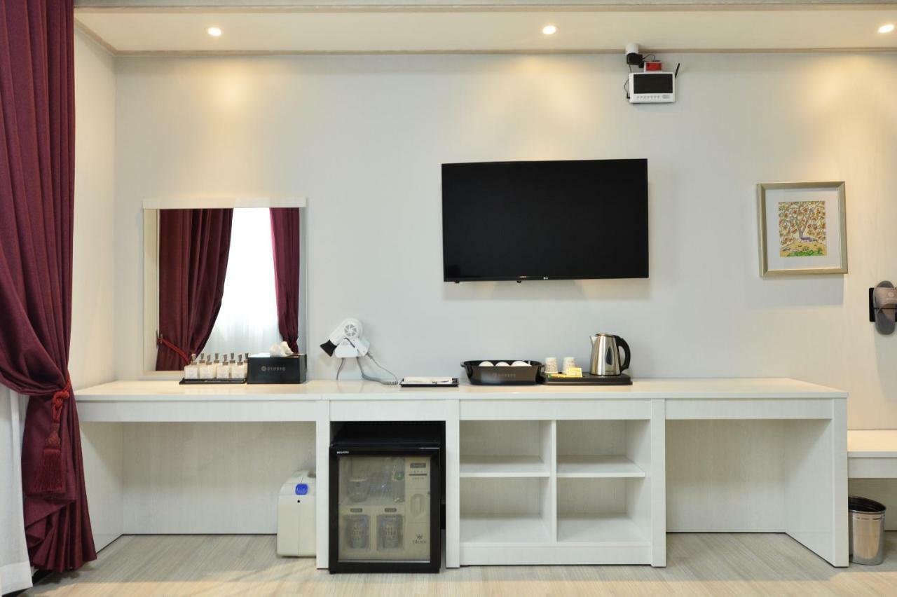 Gwangju Tourist Hotel Кванджу Экстерьер фото